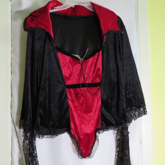 Scarlet vampire adult full figure costume (2)piece top and skirt ladies size - Picture 8 of 15